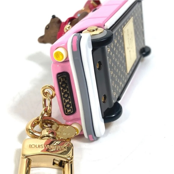 Louis Vuitton Vivienne Hollywood Barbie Pink Cadillac Keychain 2021 Xmas - Picture 3 of 5